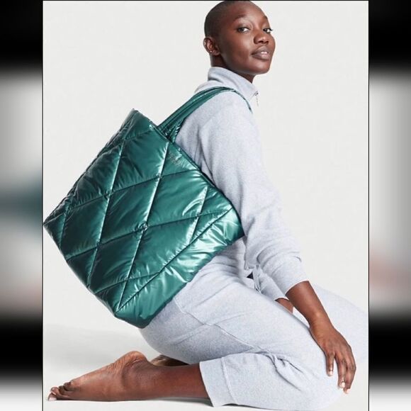 NWT Victoria's Secret Green Teal Quilted Puffer Tote Shopping Bag Handbag Purse - Picture 8 of 8